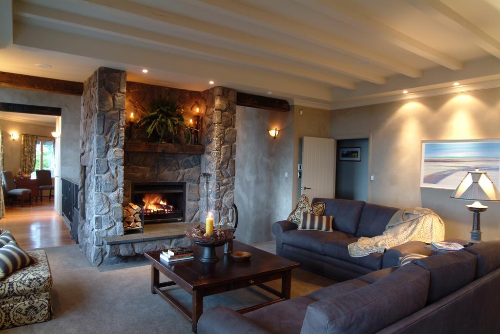 تاوبو Tauhara Sunrise Lodge المظهر الخارجي الصورة