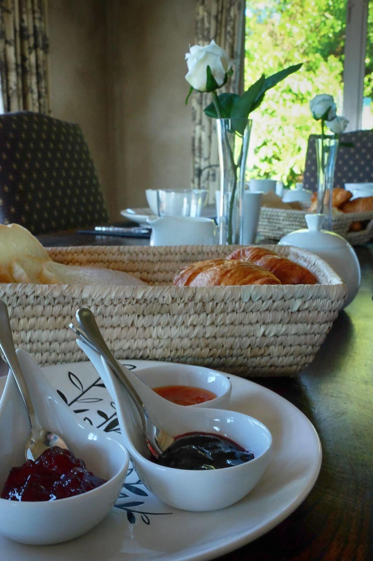 تاوبو Tauhara Sunrise Lodge المظهر الخارجي الصورة